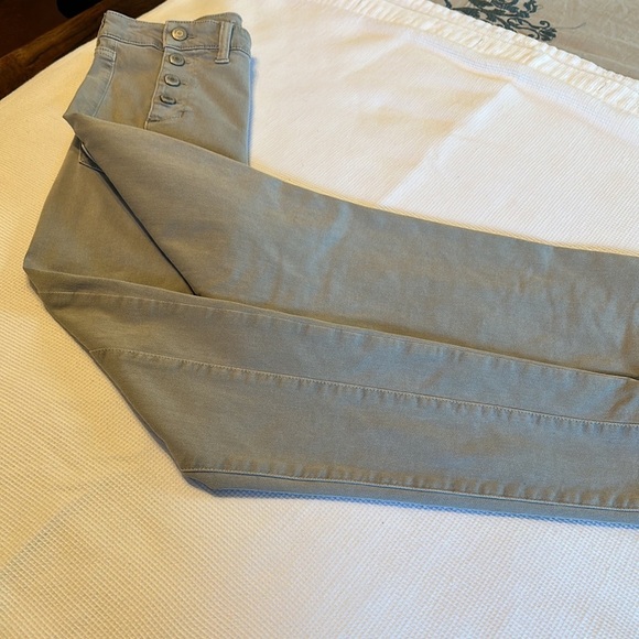 American Eagle Outfitters Next Level Stretch Super Hi Rise Jegging Crop Size 2 - Picture 13 of 14